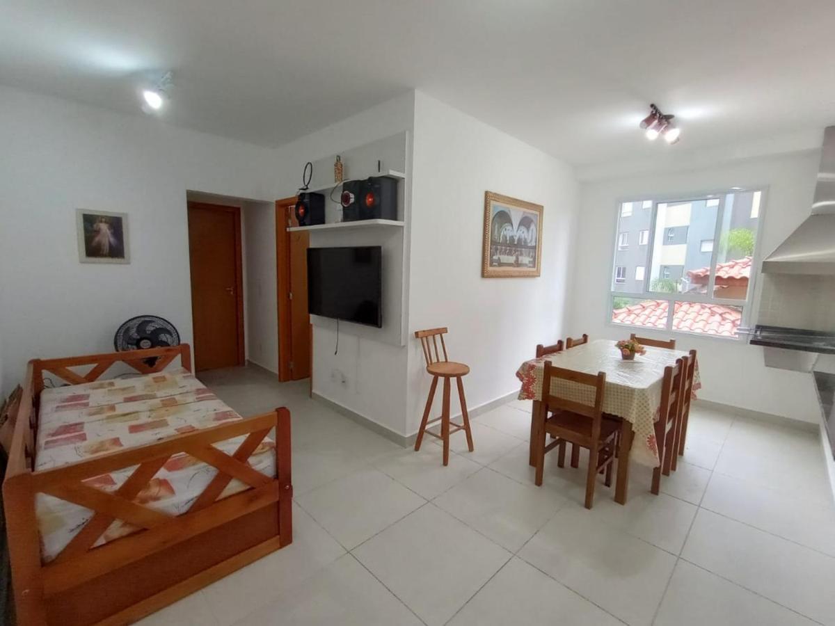 Apartamento Jardim Palmeiras Ii -